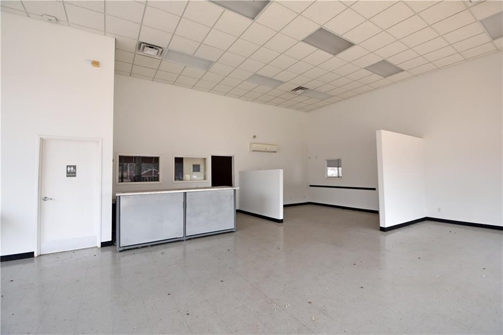 Tire Center & Family Dollar: 820 S Division Street, Guthrie, OK 73044